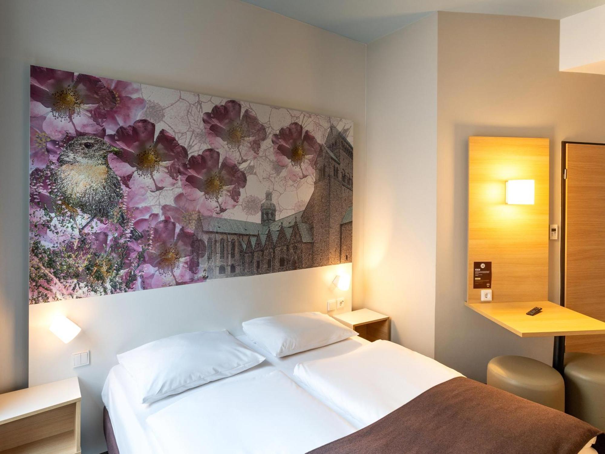 B&B Hotel 힐데스하임 외부 사진